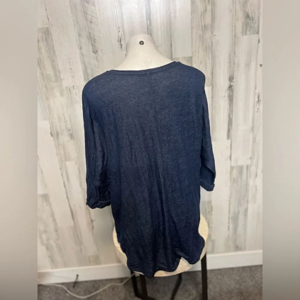 Blue blouse  - Picture 4 of 5